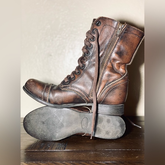 STEVE MADDEN TROOPA BROWN LEATHER BOOTS 6.5 WOMEN - Picture 2 of 4